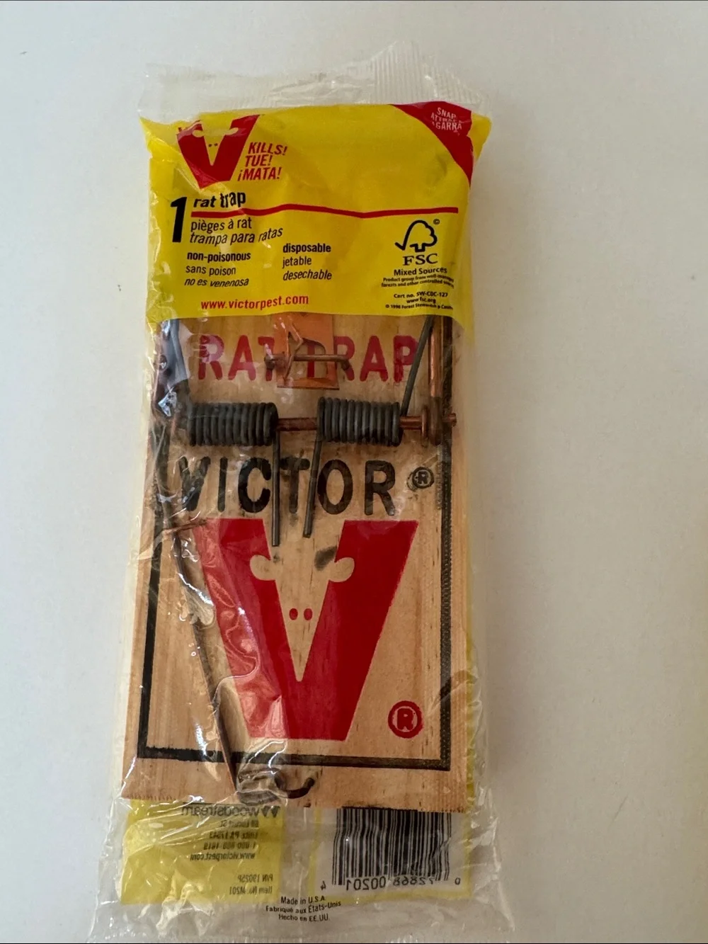 Bundle of 19 Wooden Metal Mousetraps